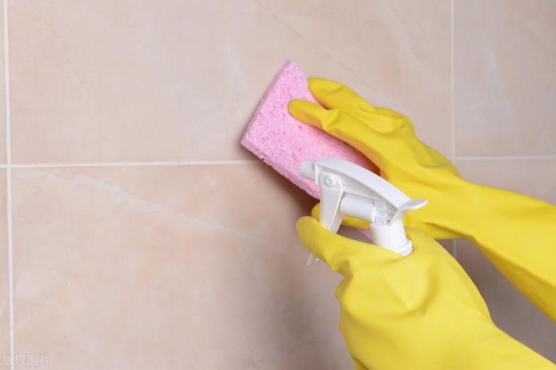 瓷砖怎样清理又干净又快 瓷砖脏了怎么清洗才能干净